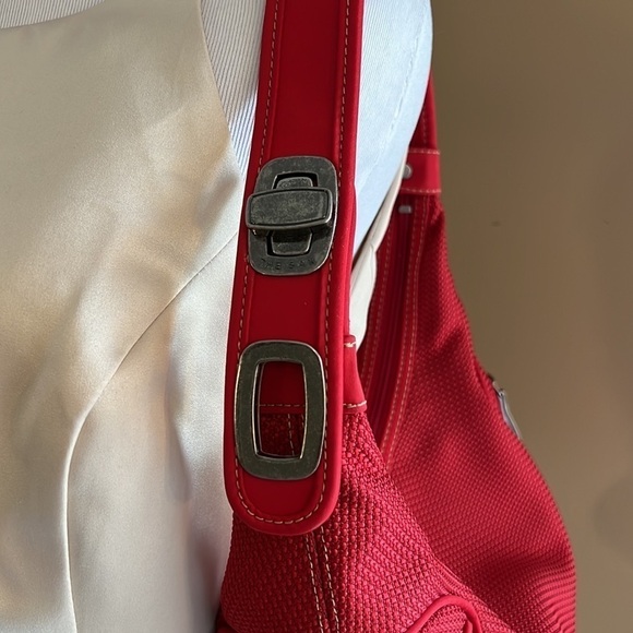 The Sak Woven Crochet shoulder Bag - Picture 4 of 13